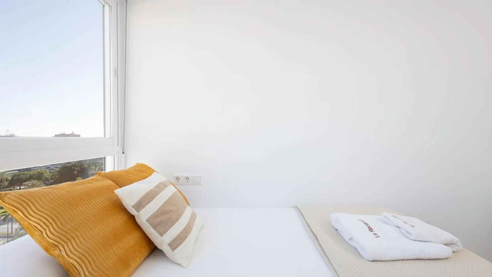 C37 City Views - Comfort & Design Málaga 0*,