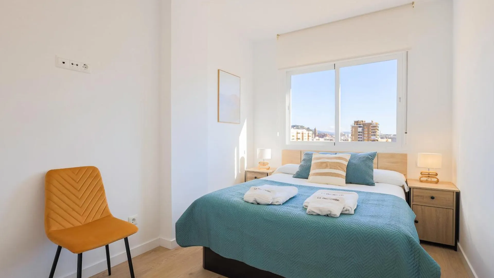 C37 City Views - Comfort & Design Málaga 0*,  Spanyolország